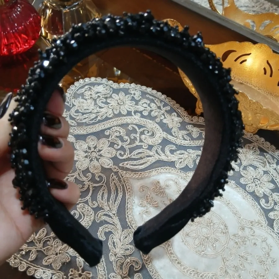 تل مجسلی و سنگ دوزی شده