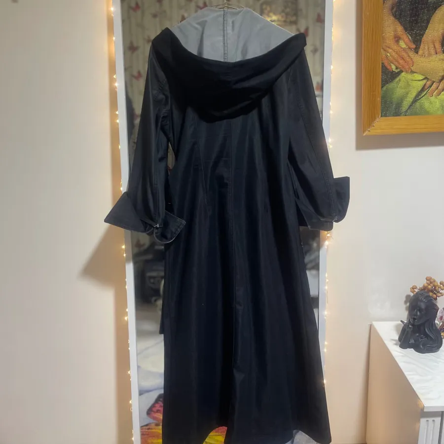 بارانی کلاهدار مشکی