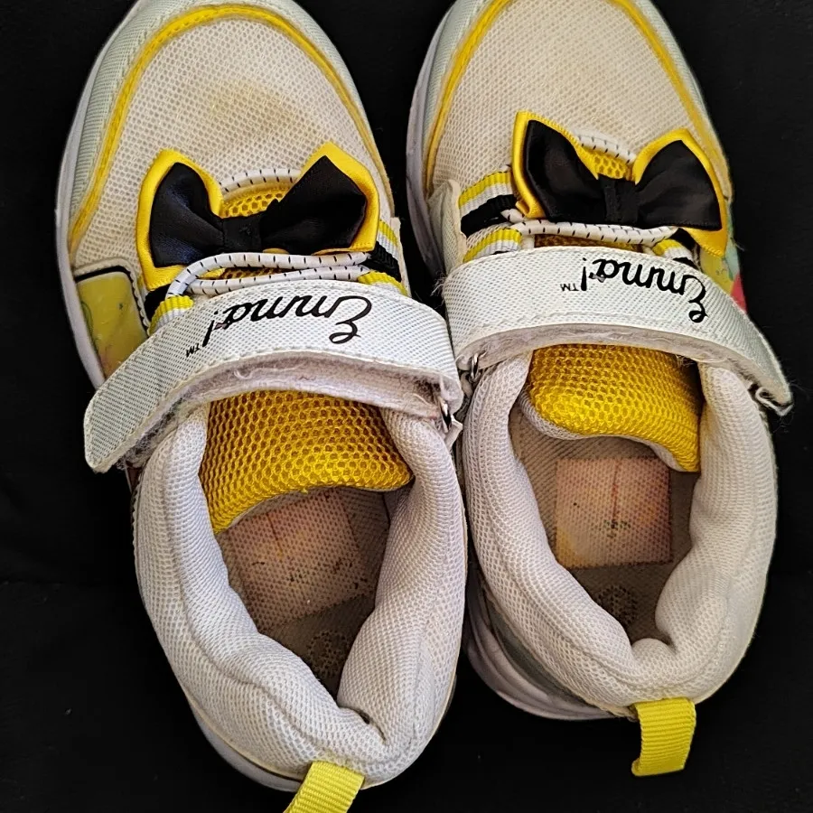 کفش چراغدار