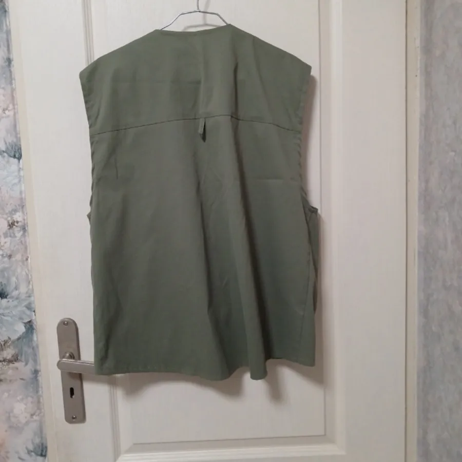 جلیقه نخی و چهار جیبی