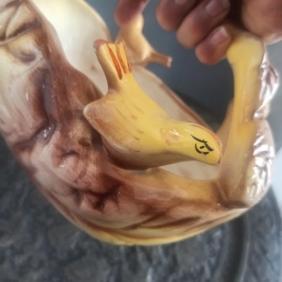 سبد شکلات یا آجیل