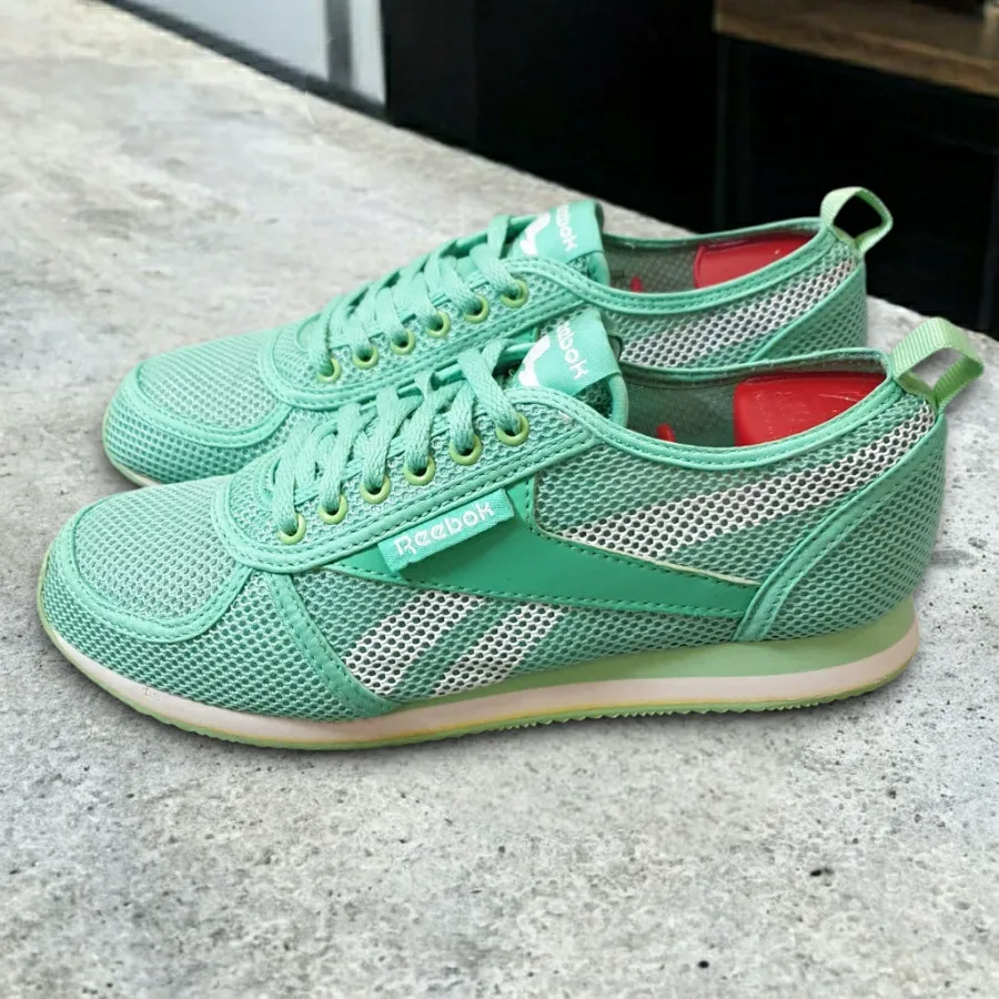 کتونی زنانه ریباک انگلیس