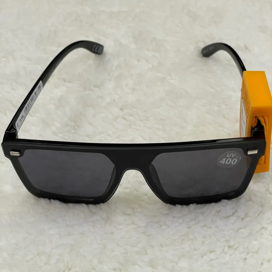 عینک بچگانه