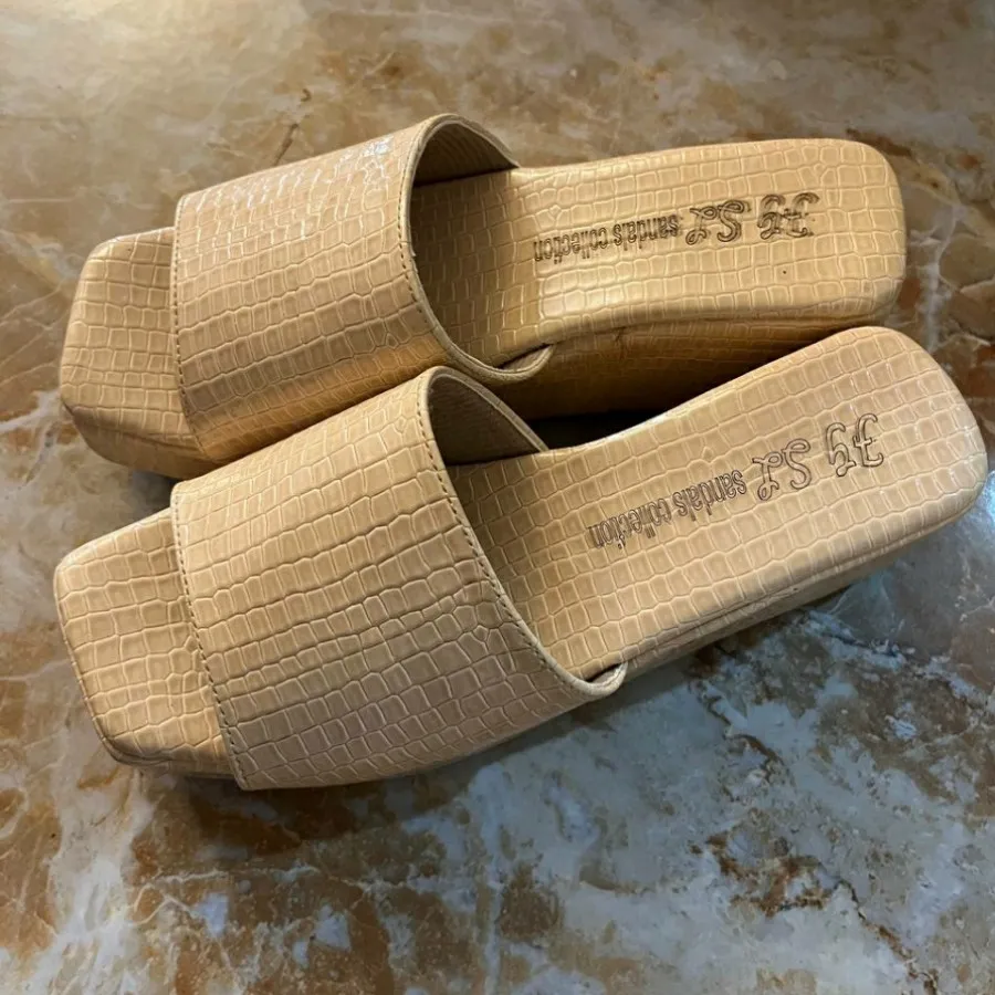 صندل پوستماری