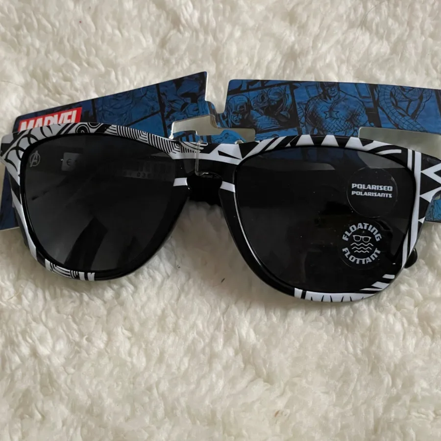 عینک آفتابی