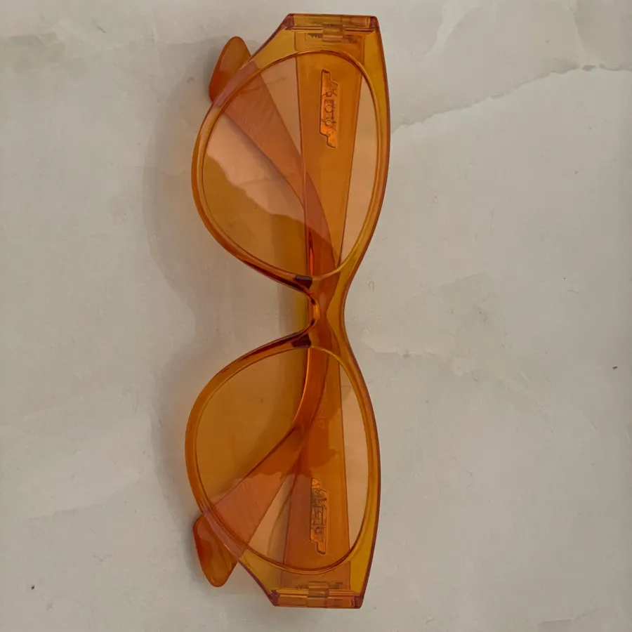 عینک آفتابی فشن نارنجی