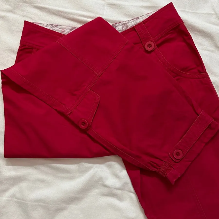 شلوار قرمز گوچی اصل