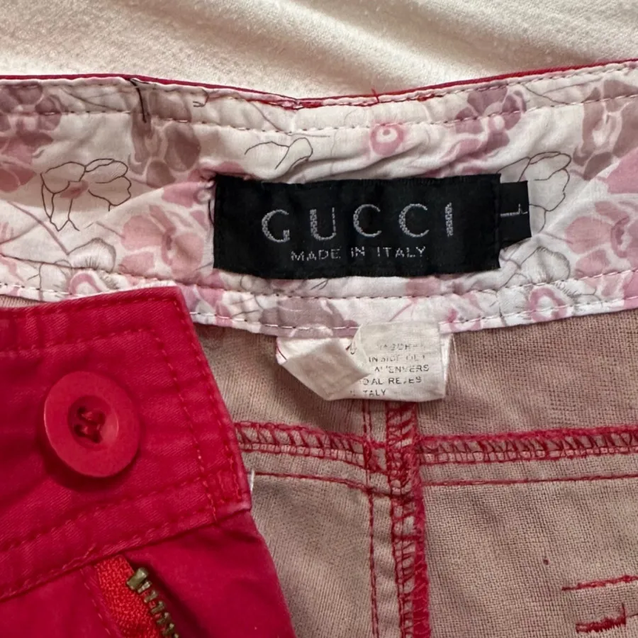 شلوار قرمز گوچی اصل