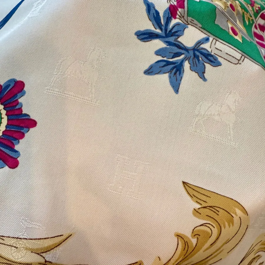 روسری ابریشم ژاکارد