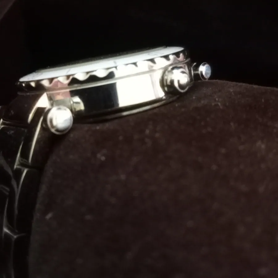 ساعت زنانه اوماکس