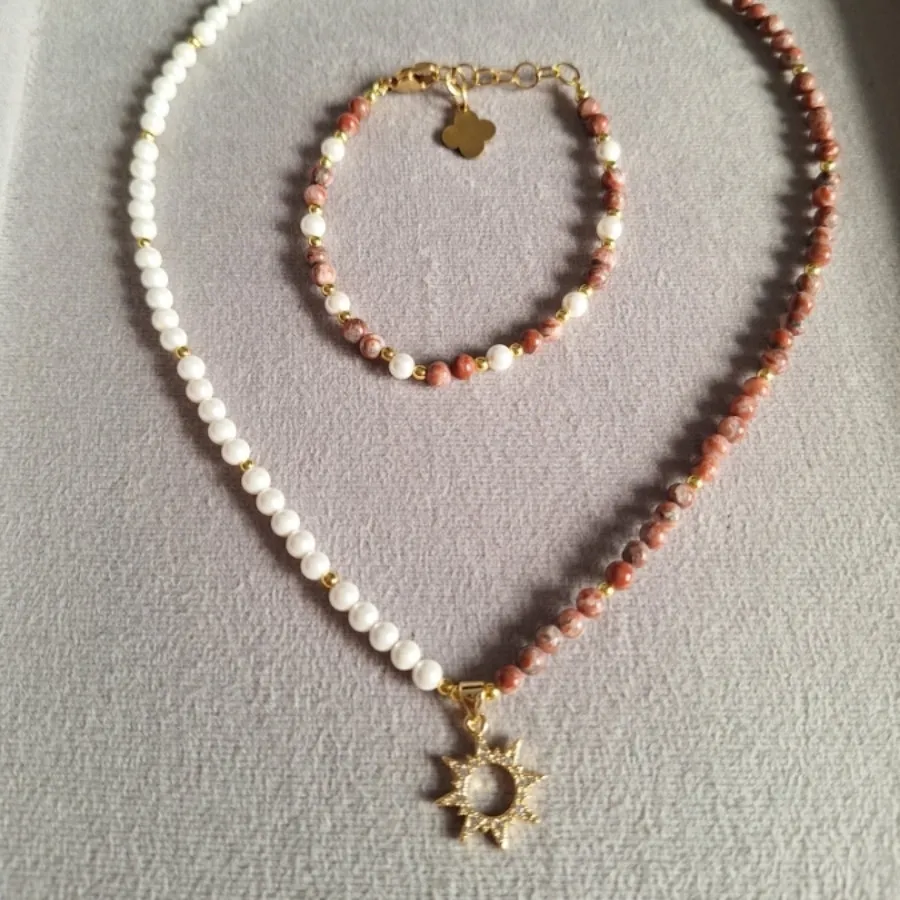 نیم ست خورشید