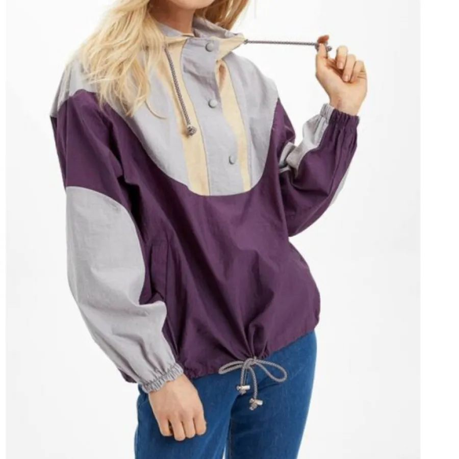 کاپشن زنانه دفاکتو