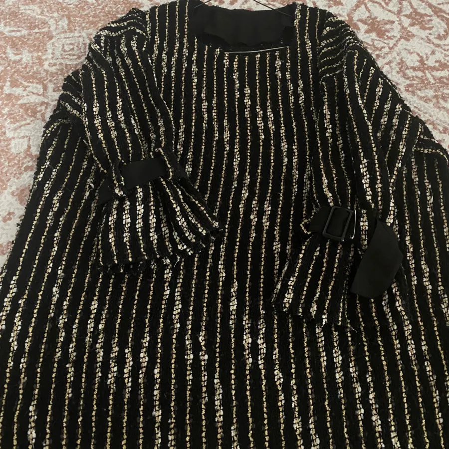 پالتو جلوبسته