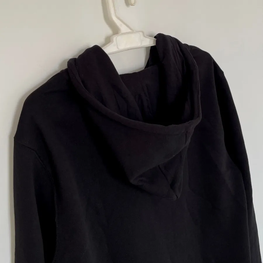 سویشرت برند  ام کا بی ام