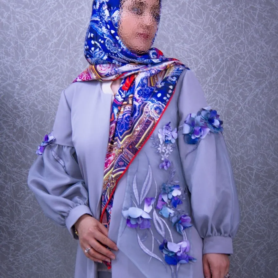 مانتو مجلسی اپلیکه کار شد