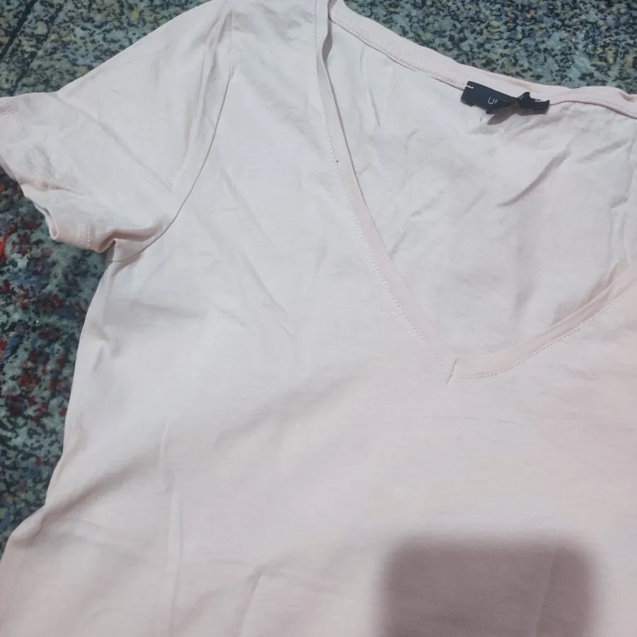 تعدادی تیشرت کاملا نو