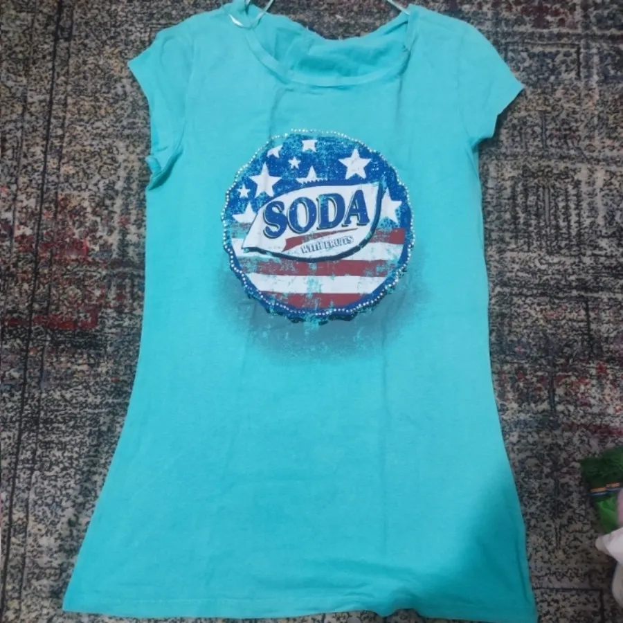 تعدادی تیشرت کاملا نو