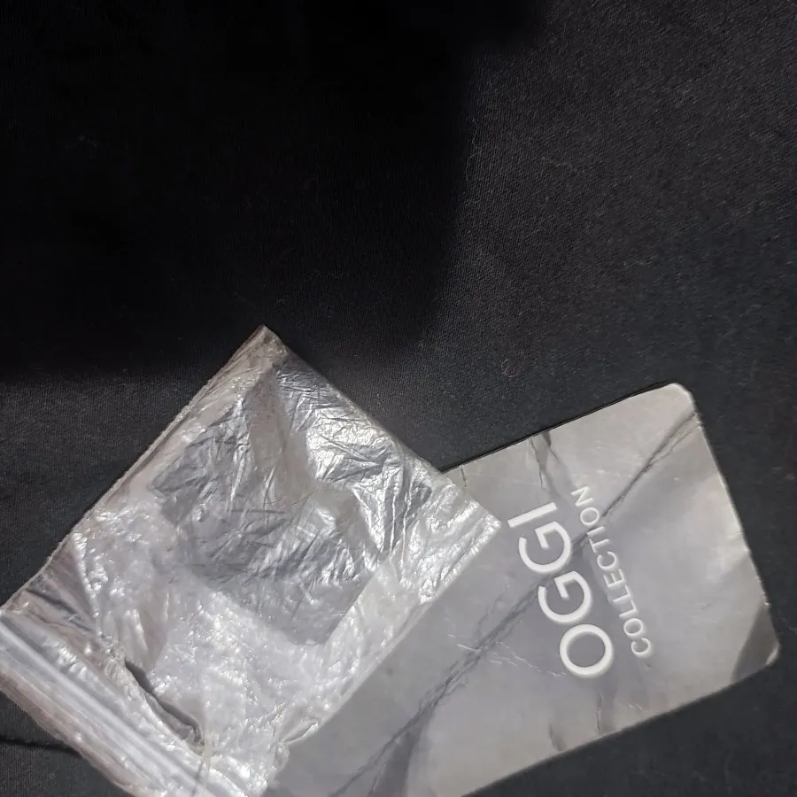 دامن مشکی تا بالای زانو