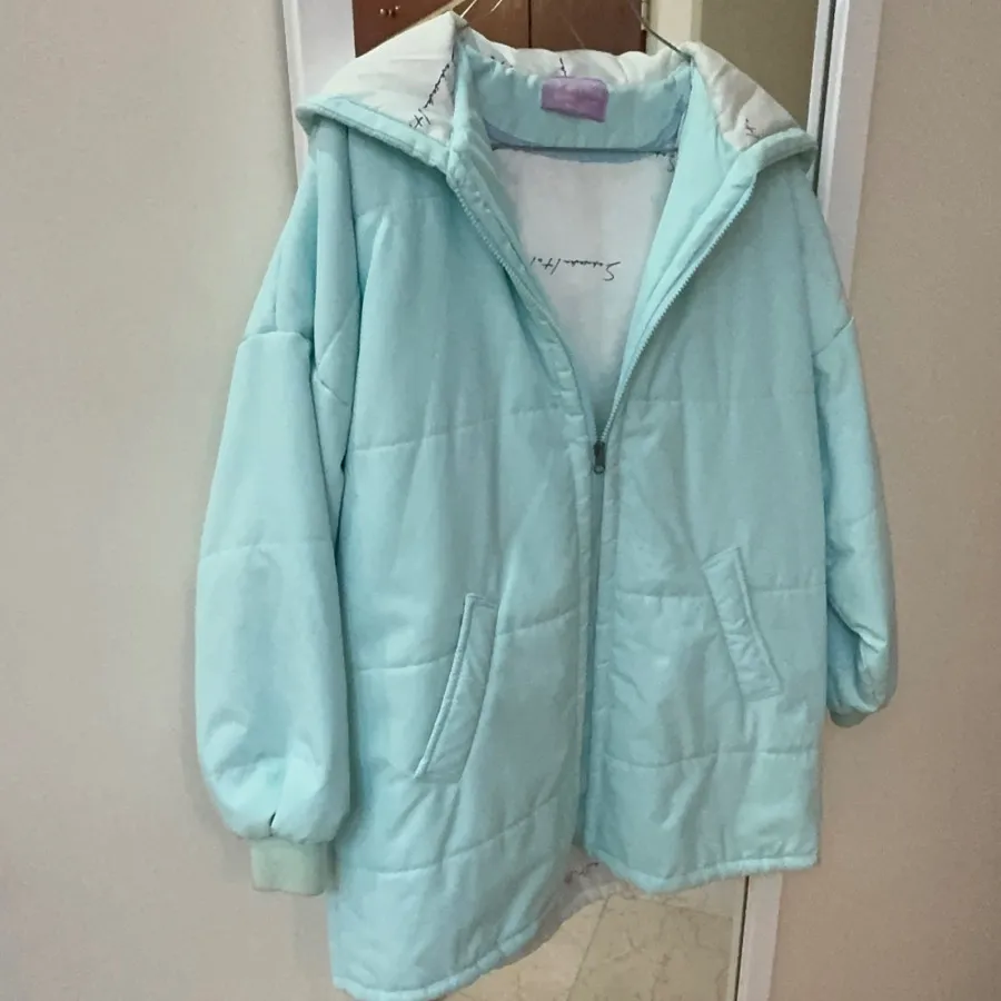 کاپشن برند bobbin