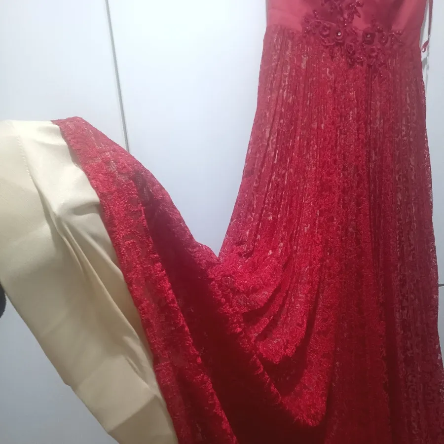 پیراهن قرمز بلند با شیفون