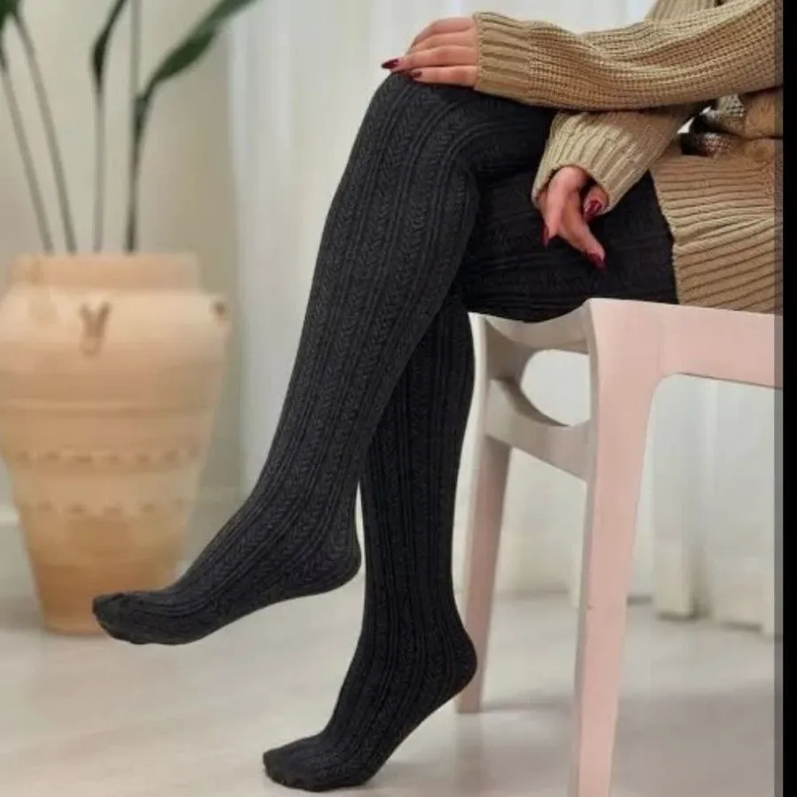 جوراب شلواری بافت گندمی ب