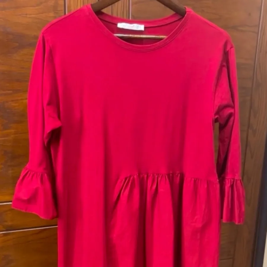 پیراهن قرمز