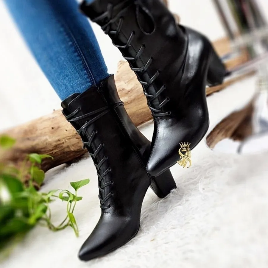 بوت پاشنه دار