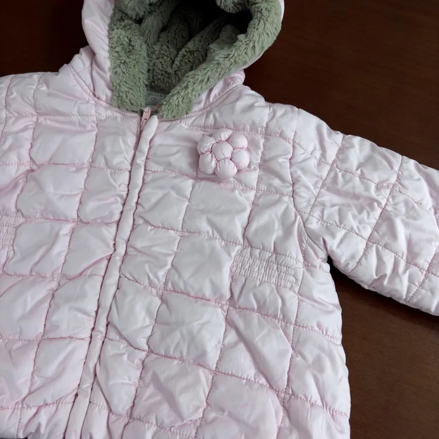 کاپشن کوچیک‌دخترانه