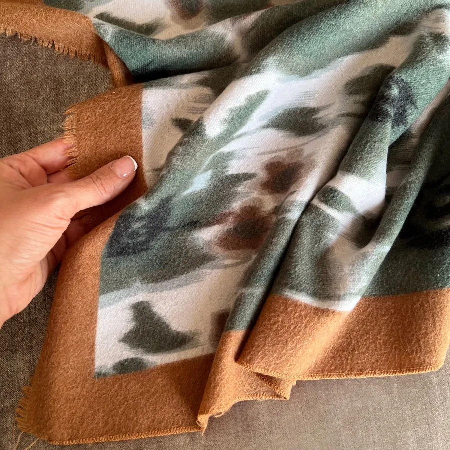 شال گرم موهر