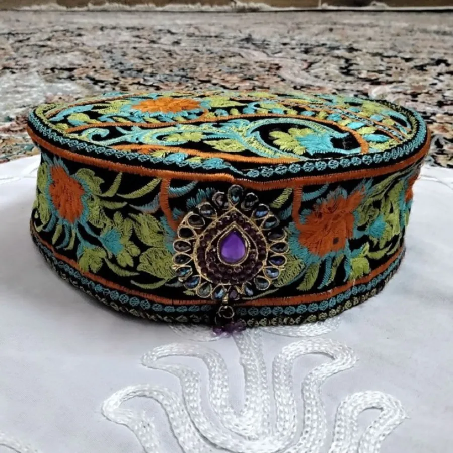 کلاه سوزن دوزی سنتی