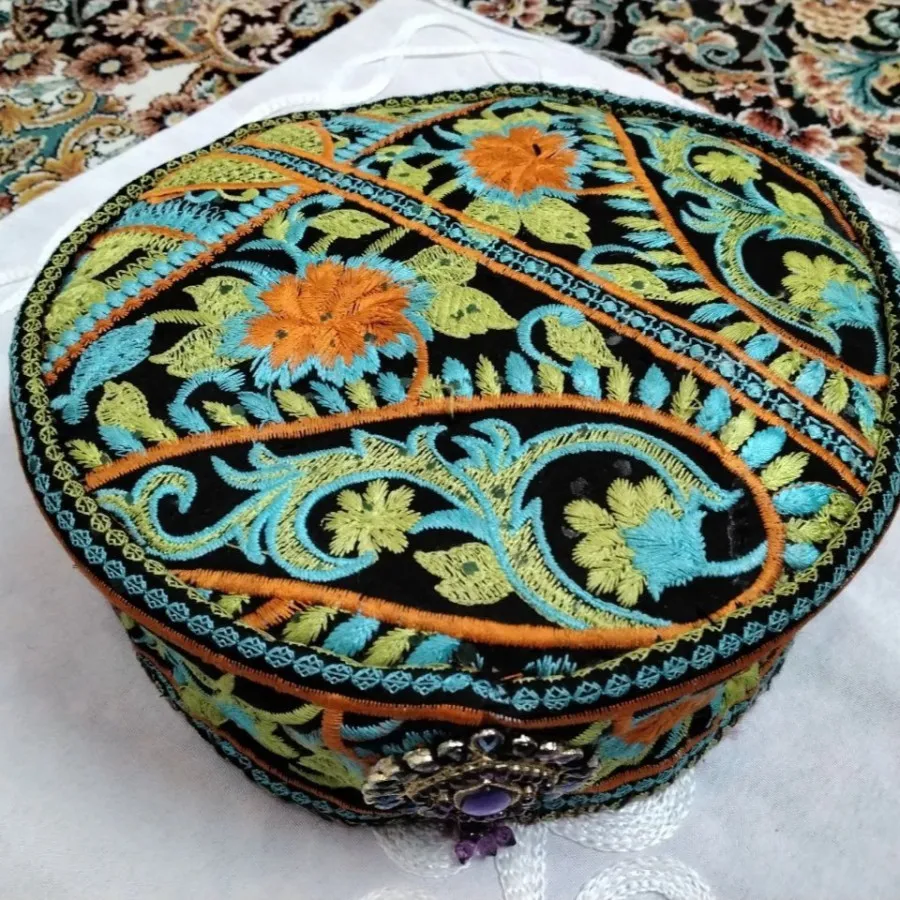 کلاه سوزن دوزی سنتی