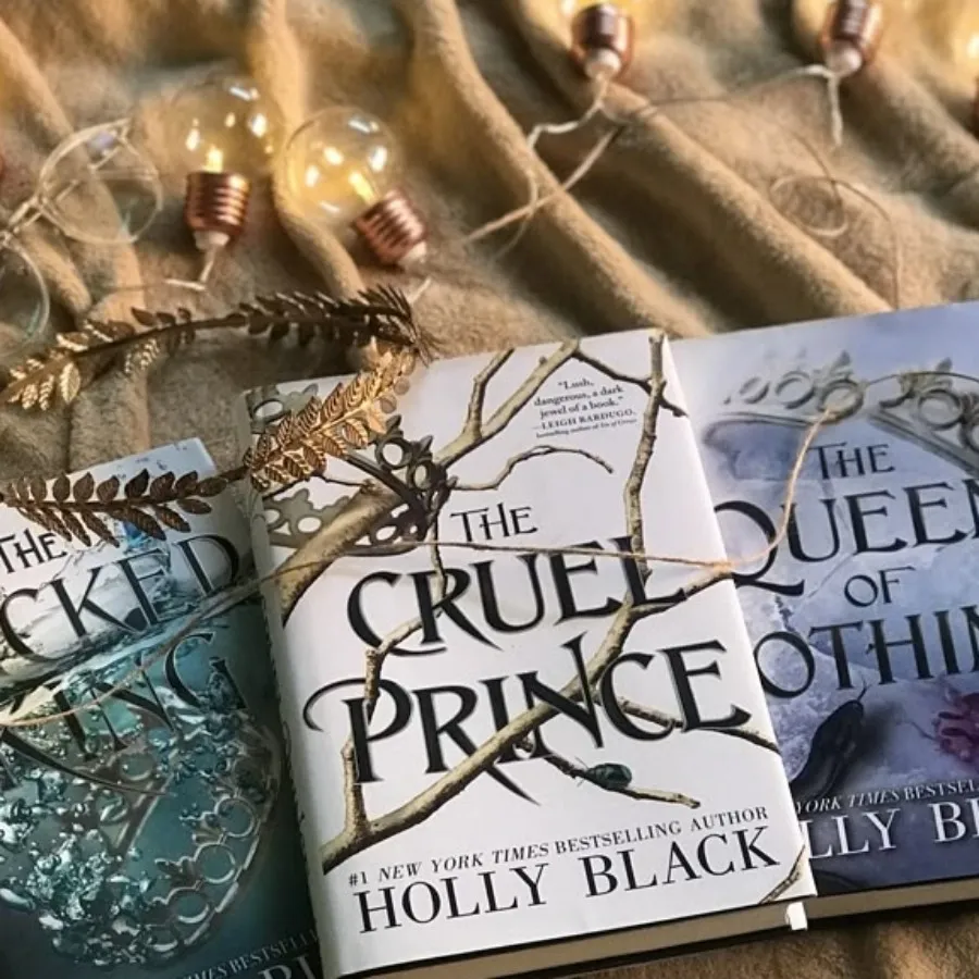 کتاب cruel prince