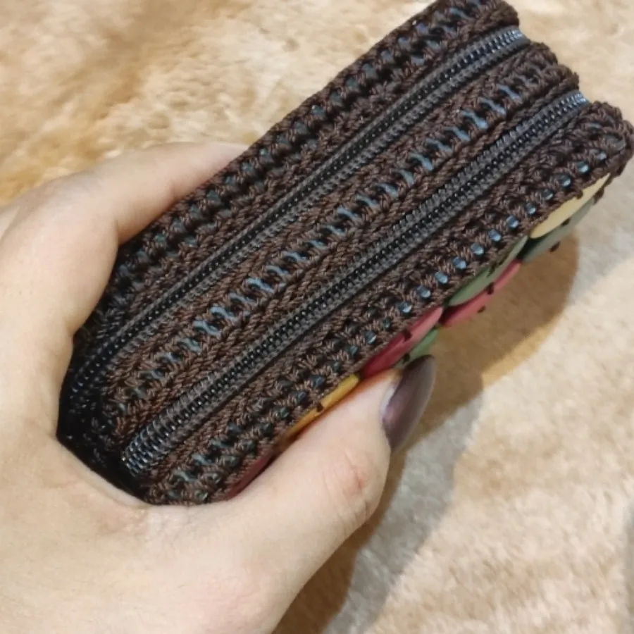 کیف دست دوز