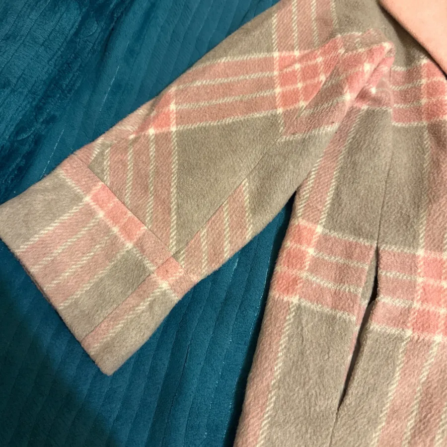 پالتو صورتی چهارخونه