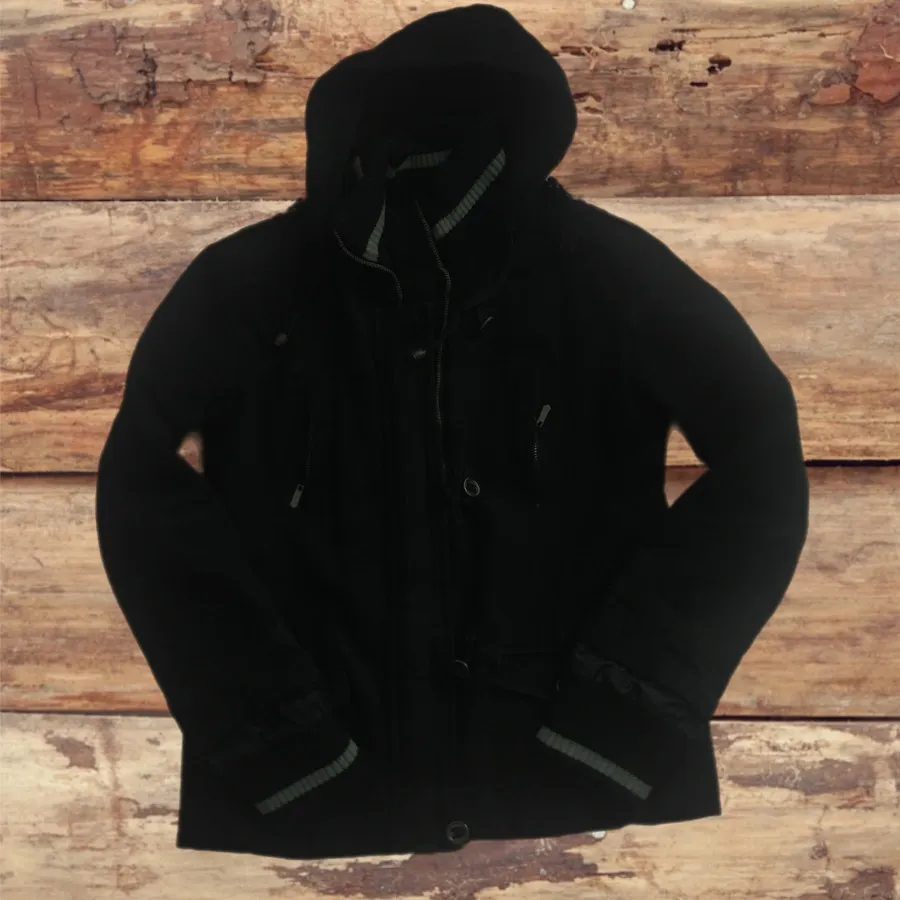 کاپشن مشکی کلاهدار