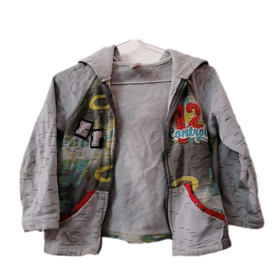 لباس بچگانه