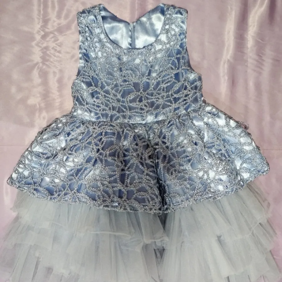 پیراهن دخترانه 4 ساله