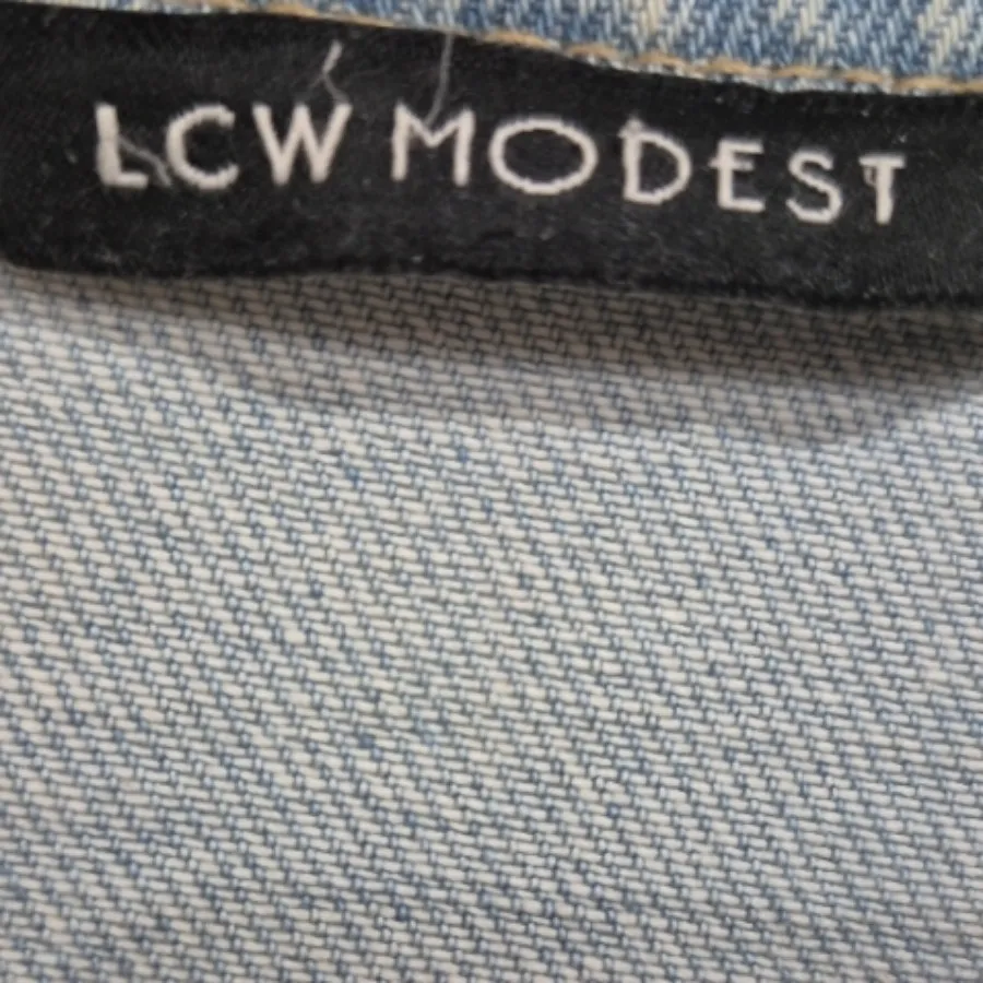 کت جین بلند