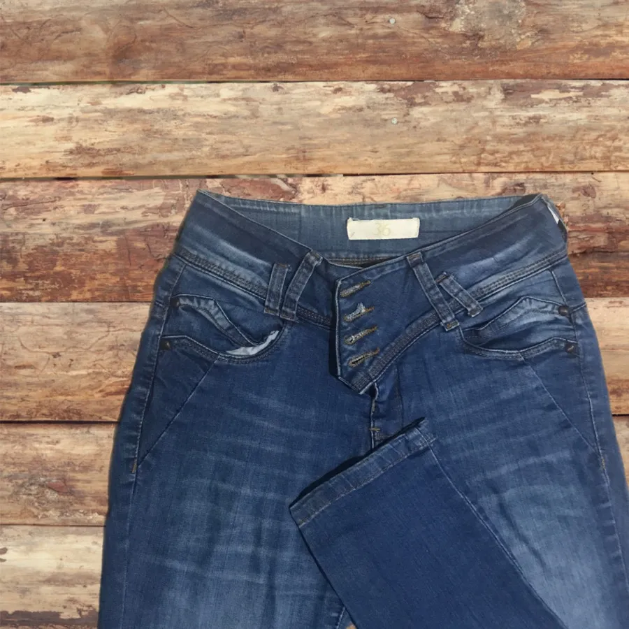 شلوار جین سایزبندی مختلف