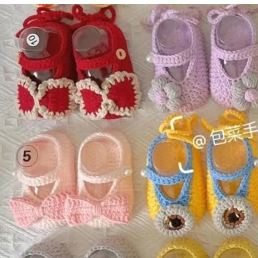 پاپوش نوزاد در انواع طرح