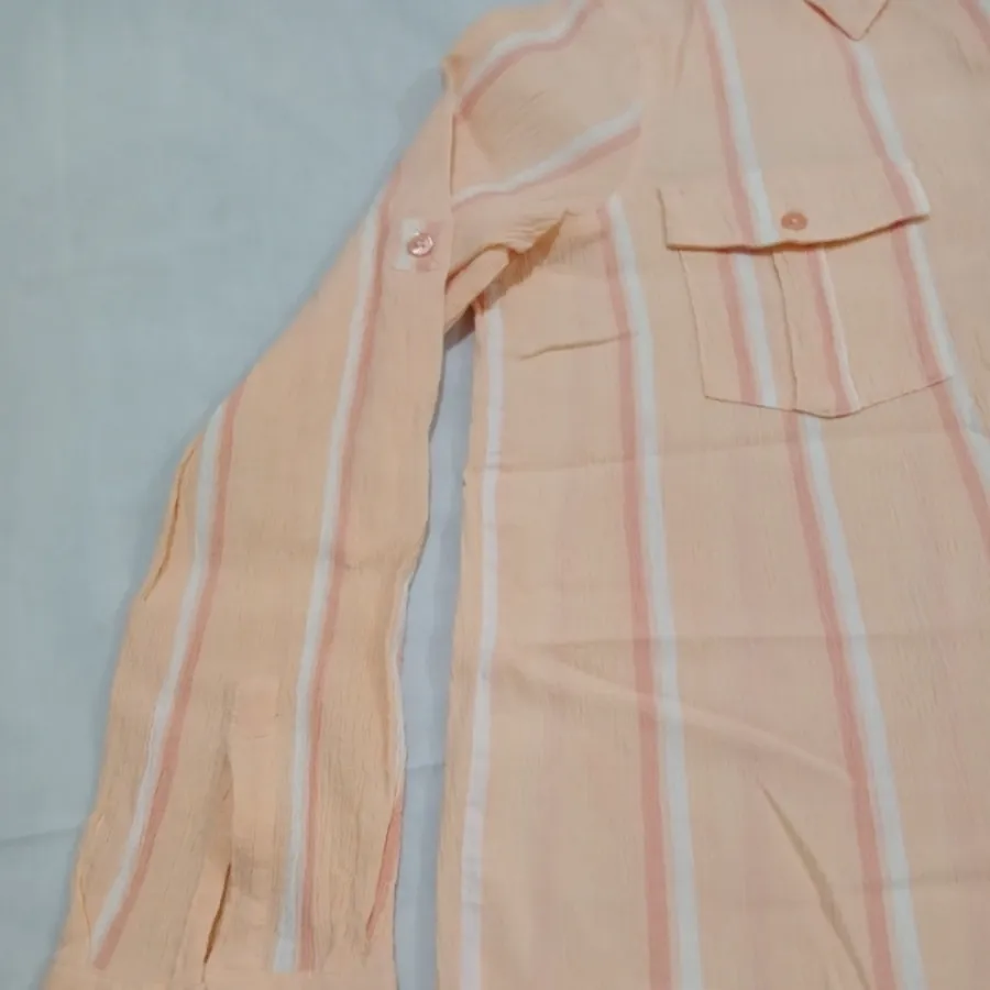 بلوز آستین بلند گلبه ای