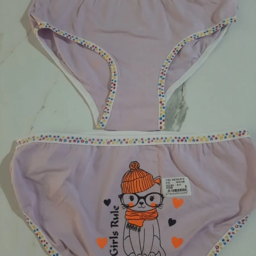 شورت دخترانه