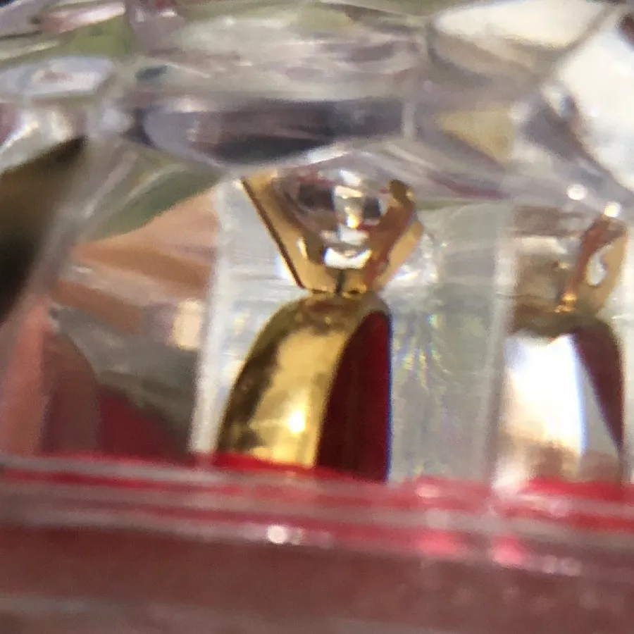 انگشتر تک نگین رنگ ثابت