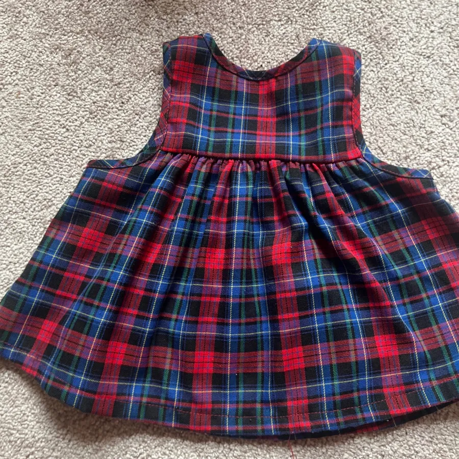 پیراهن دخترانه