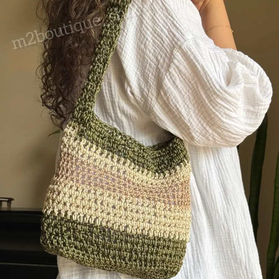 کیف دستباف قلاب بافی