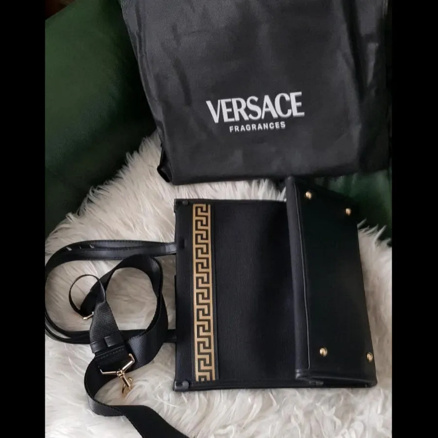 کیف VERSACE