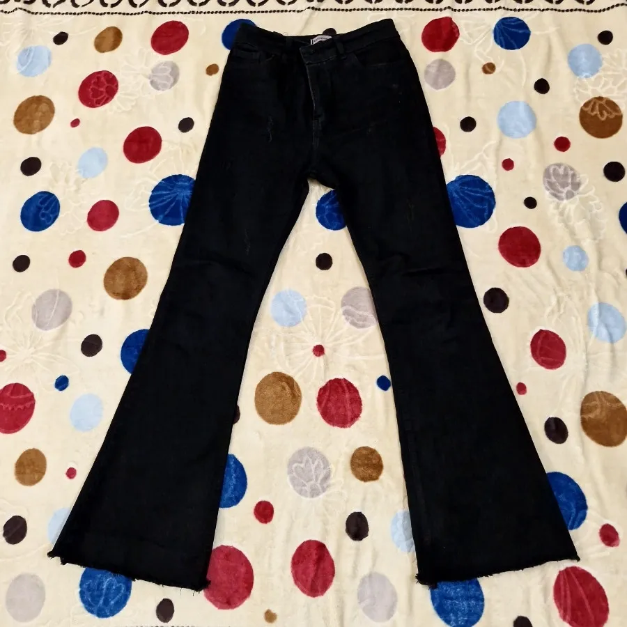 شلوار دمپا مشکی لی جین