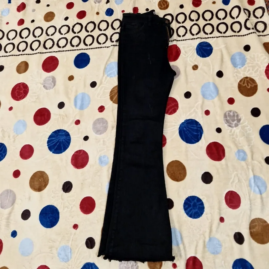 شلوار دمپا مشکی لی جین