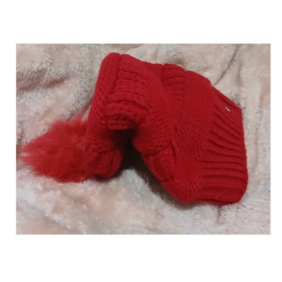 ست کلاه وشال گردن قرمز