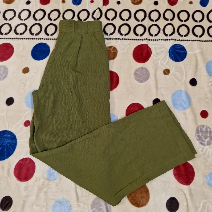 شلوار کریشه سبز